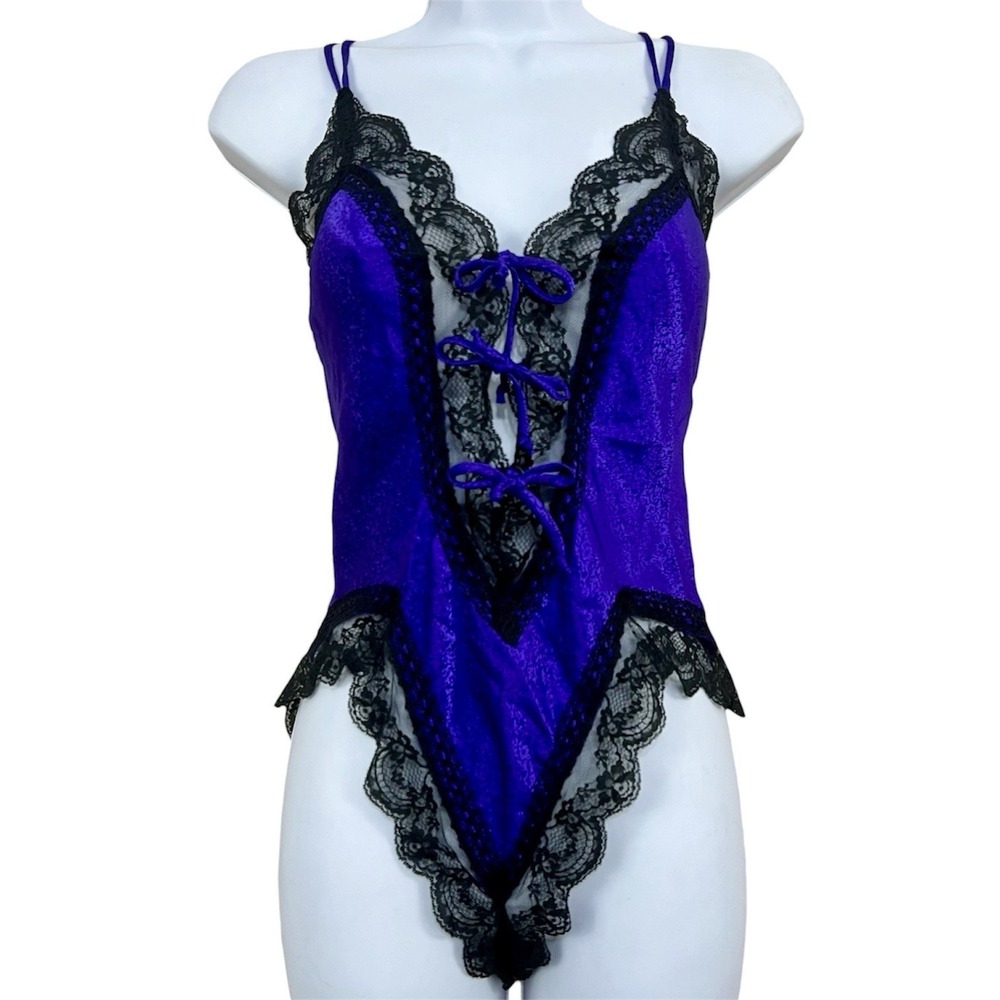 Vtg 80s Victorias Secret Gold Label Teddy Bodysuit Sz S Purple Black Lace Goth